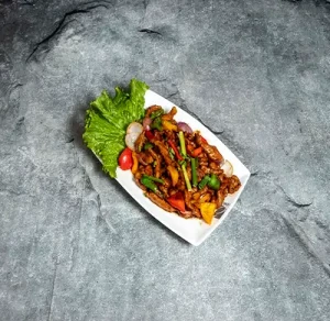 Beef with Green Chili & Spring Onion